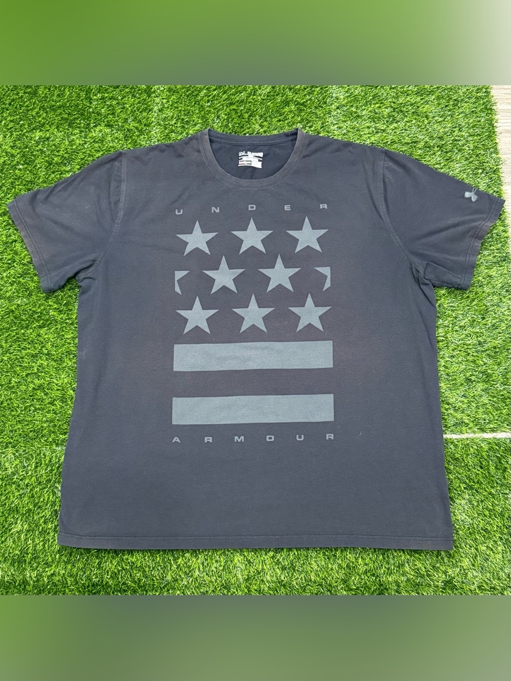 Under Armour HeatGear Loose Big & Tall 2XL Black USA Flag Stars Graphic Tee